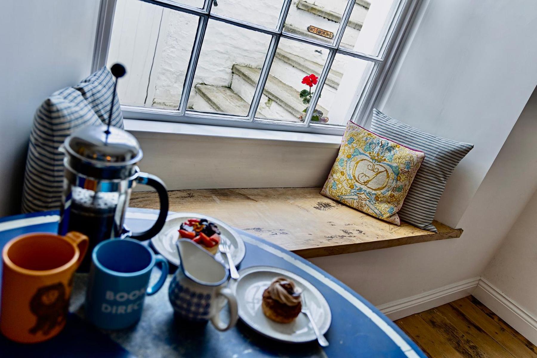 Paramount Apartments Ilfracombe, Arty Seaside Holiday Apartments Rom bilde